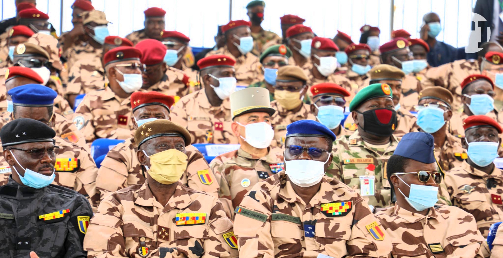 GENERAUX_TCHAD_1