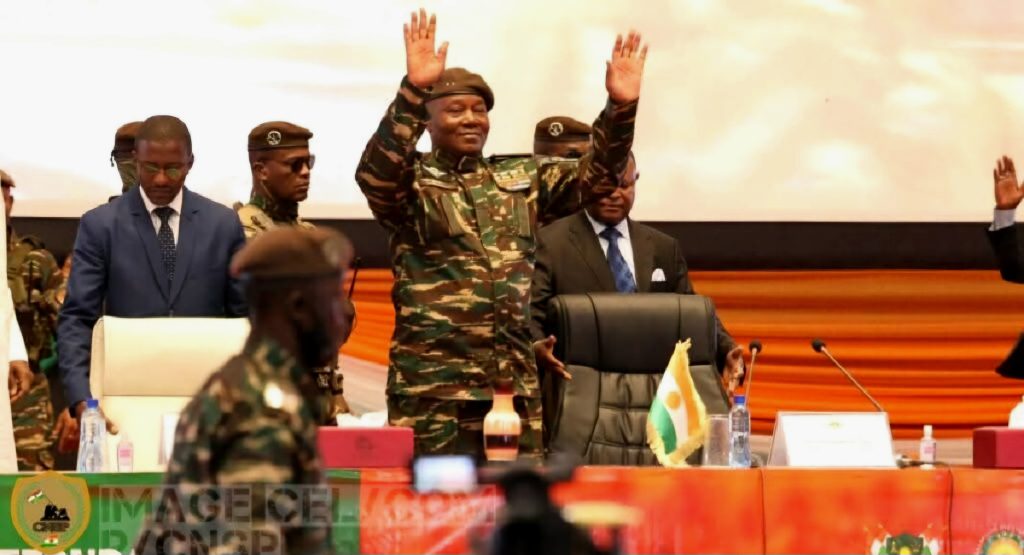 General-Abdourahamane-Tiani-assises-nationales-de-la-Refondation-1068x601